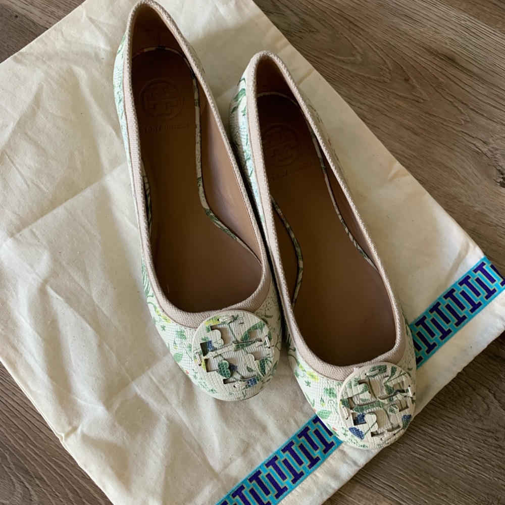 NWOB Tory Burch Caroline Flats